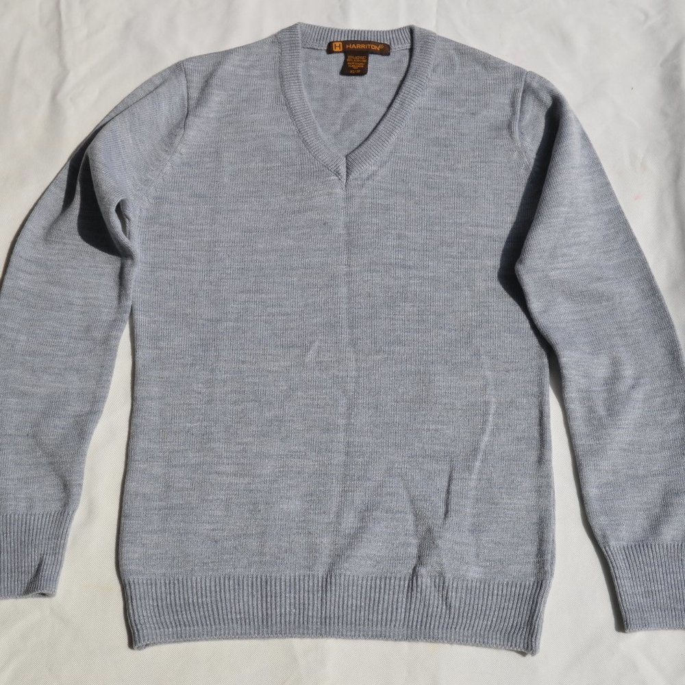 HARRITON Men's Pilbloc™ V-Neck Sweater (New)